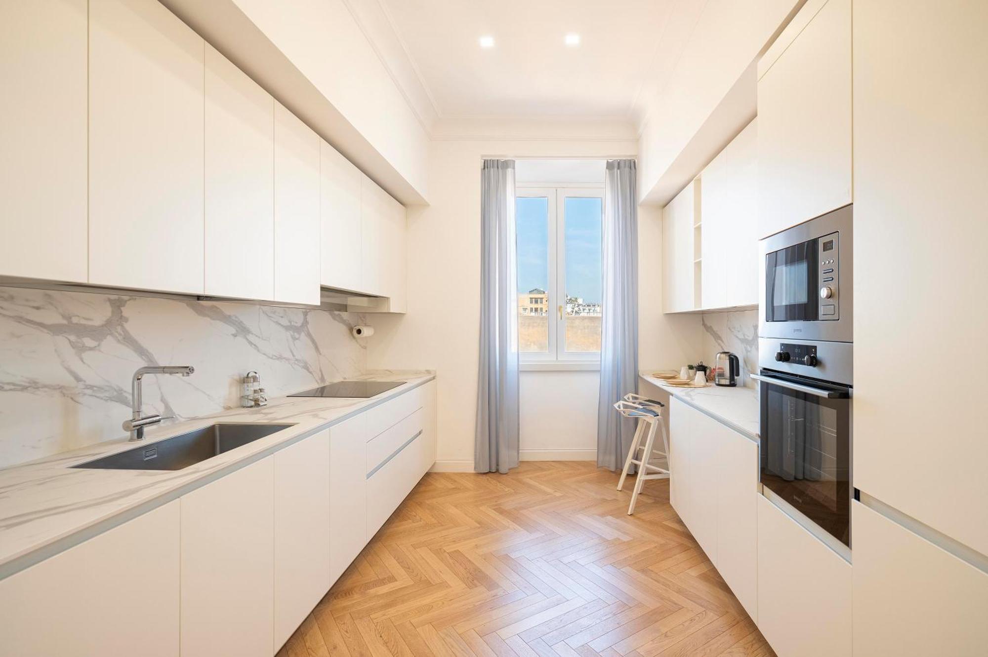 Sjr Luxury Apartment Trevi Fountain روما المظهر الخارجي الصورة