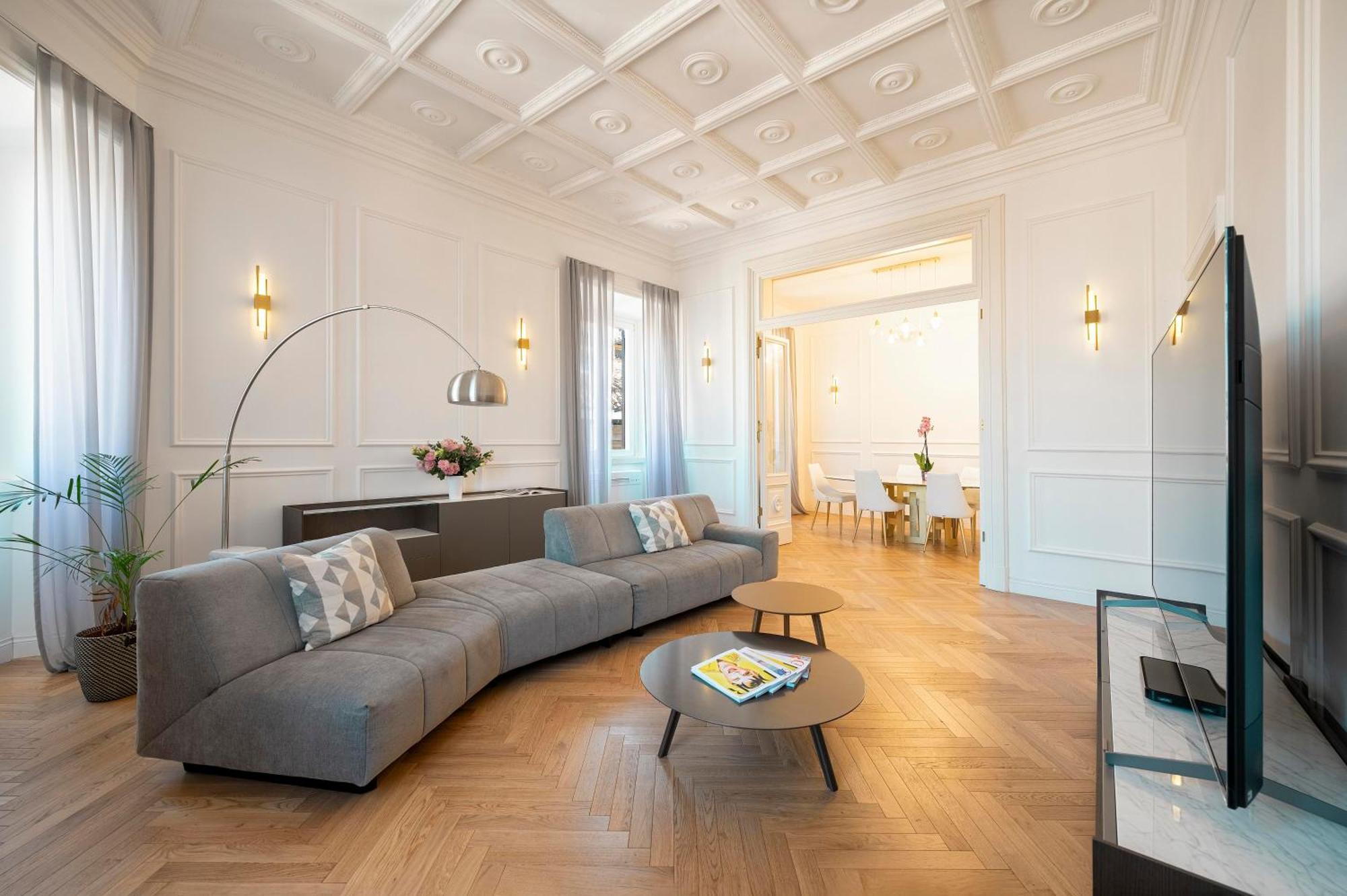 Sjr Luxury Apartment Trevi Fountain روما المظهر الخارجي الصورة