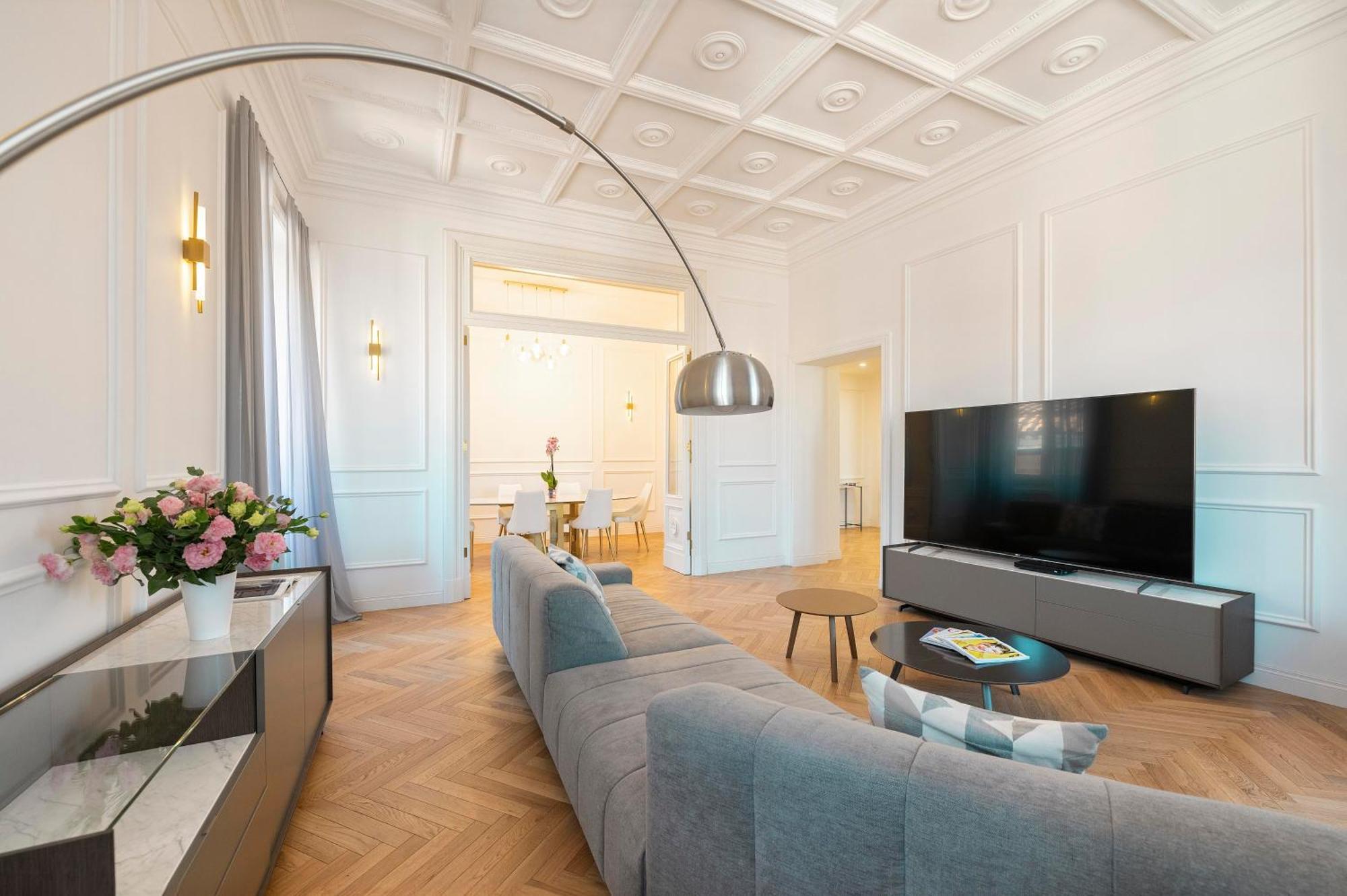 Sjr Luxury Apartment Trevi Fountain روما المظهر الخارجي الصورة