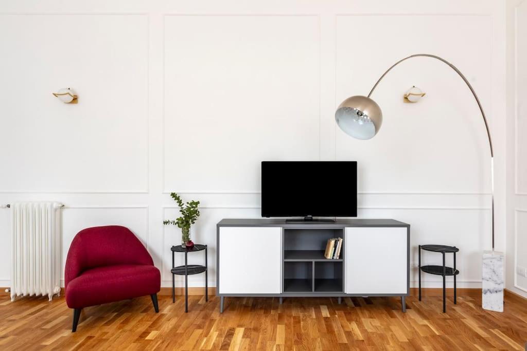 Sjr Luxury Apartment Trevi Fountain روما المظهر الخارجي الصورة
